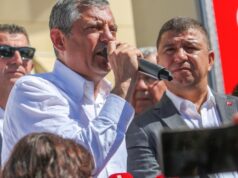 Özgür Özel’den İzmir’de ‘Kurultay’ Çağrısı: Teslim Olmayacağız!