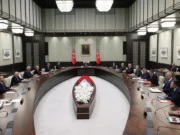 Kabine Bugün Toplanıyor: Gündemde NATO Zirvesi ve Emekli Maaşları Var