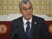 CHP’de Gökhan Günaydın Krizi Çözüldü: Görevine İade Edildi