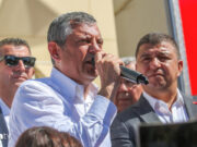 Özgür Özel’den İzmir’de ‘İktidar Yürüyüşü’ Mesajı: ‘Yenilgiyi Arkada Bıraktık’