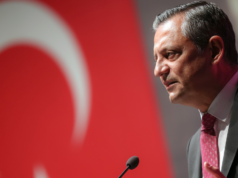 Özgür Özel’den Financial Times’ta Çarpıcı Makale: ‘Baskıyı İstikrarla Karıştırmayın’