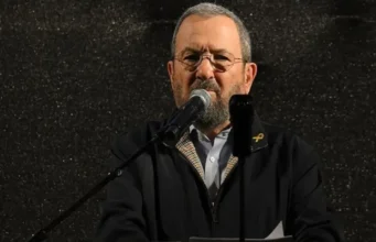 Eski İsrail Başbakanı Barak’tan Şok İddia: Netanyahu Seçim İçin Bölgeyi Ateşe Atabilir