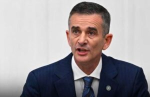 Ümit Dikbayır AK Parti’ye mi Katılıyor? Siyasi Kulisleri Hareketlendiren İddia