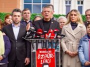 Özgür Özel’den Aile Dayanışma Ağı’na Destek: ‘Adaletin Önünde Kimse Duramaz’