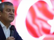 Özgür Özel’den Sert Açıklama: Sandığa Uzanan Eli Kırarız!
