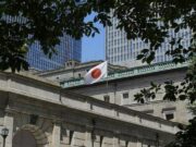 Japonya Merkez Bankası faizi sabit tuttu, artırım sinyali verdi