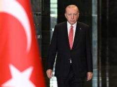 Erdoğan’ın eski metin yazarından sarsıcı iddia: İçeriden tuzak kuruluyor!